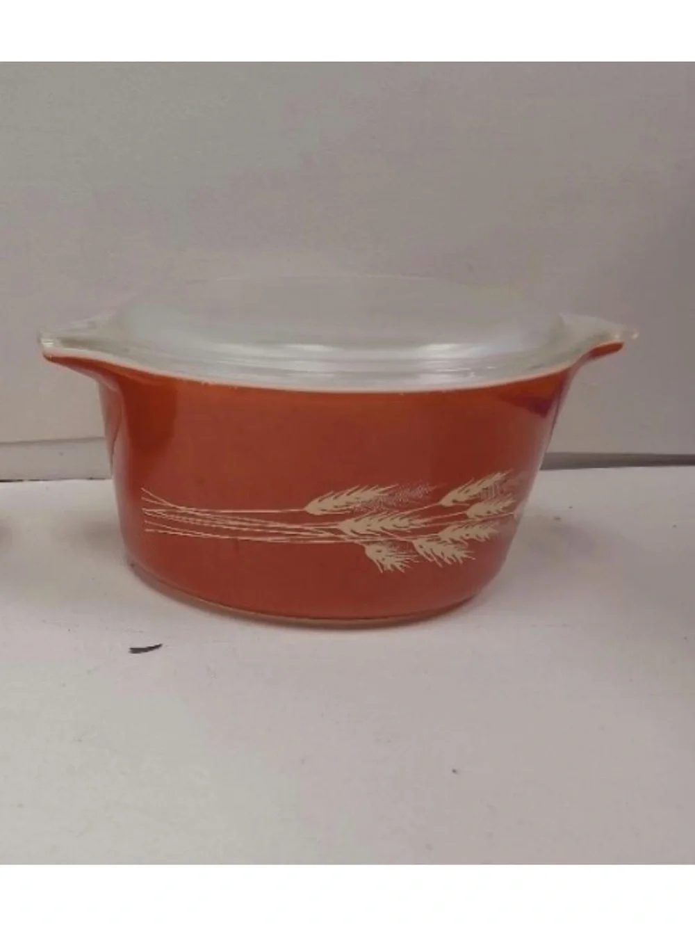 Pyrex Vintage Autumn Harvest 473-B with Lid